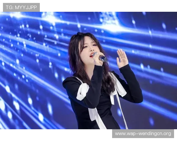 问鼎娱乐客户端为粉丝提供明星专访和独家报道，第一手娱乐资讯尽在掌握